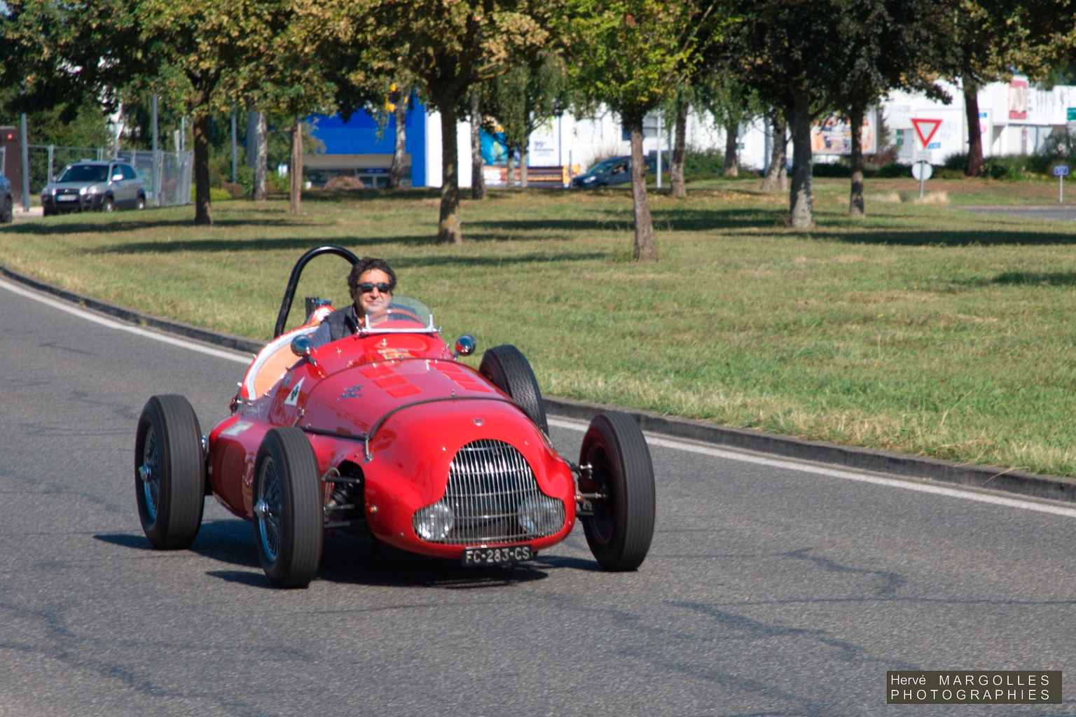 Alfa Romeo 159-01.jpg